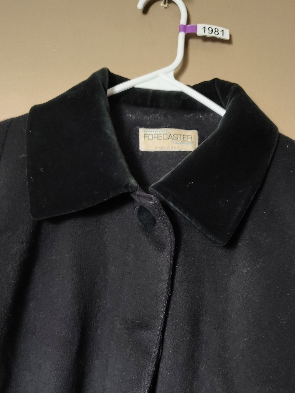 Forecaster Long Black Full Button Lined Wool Coat W Velour Collar Size 12 - Picture 5 of 9